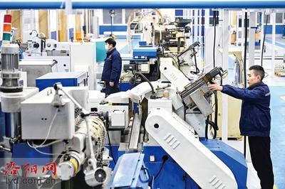 河南(nan)衛(wei)創軸承 精(jing)心“智”造(zao)，以(yi)研(yan)發(fa)驅(qu)動產(chan)品(pin)俏(qiao)銷